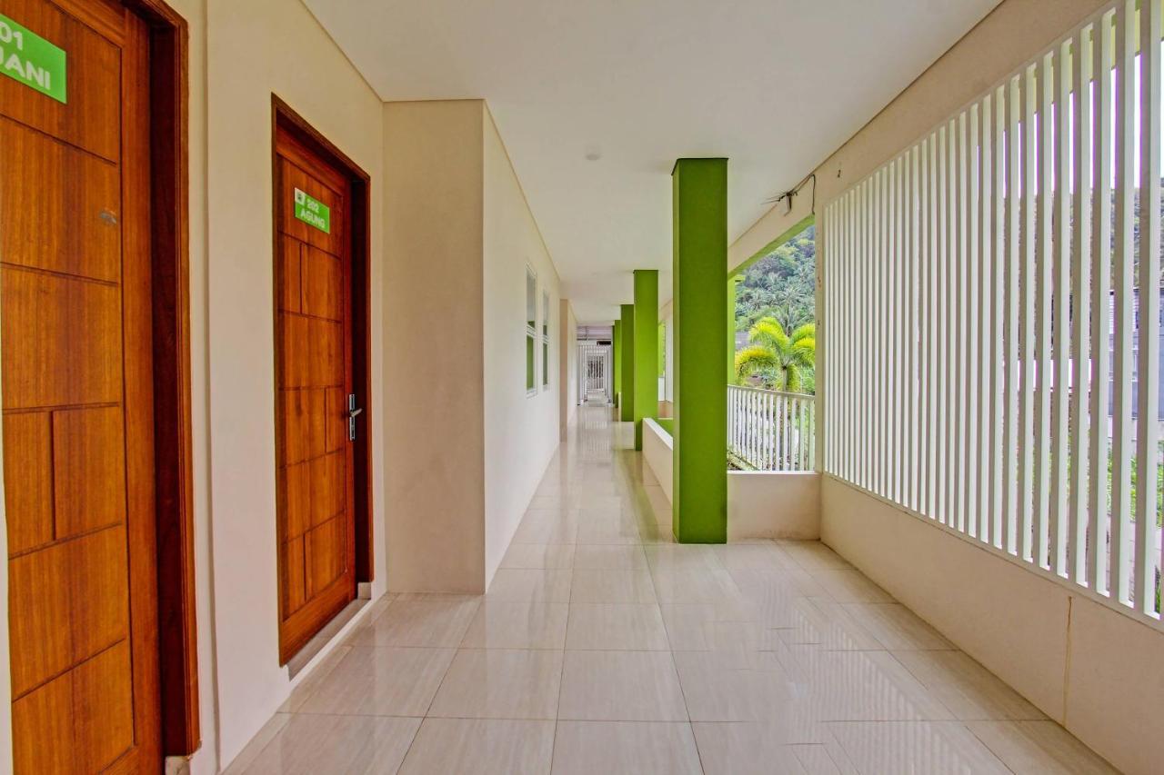 Capital O 91384 Rintaka Residence Senggigi Zewnętrze zdjęcie
